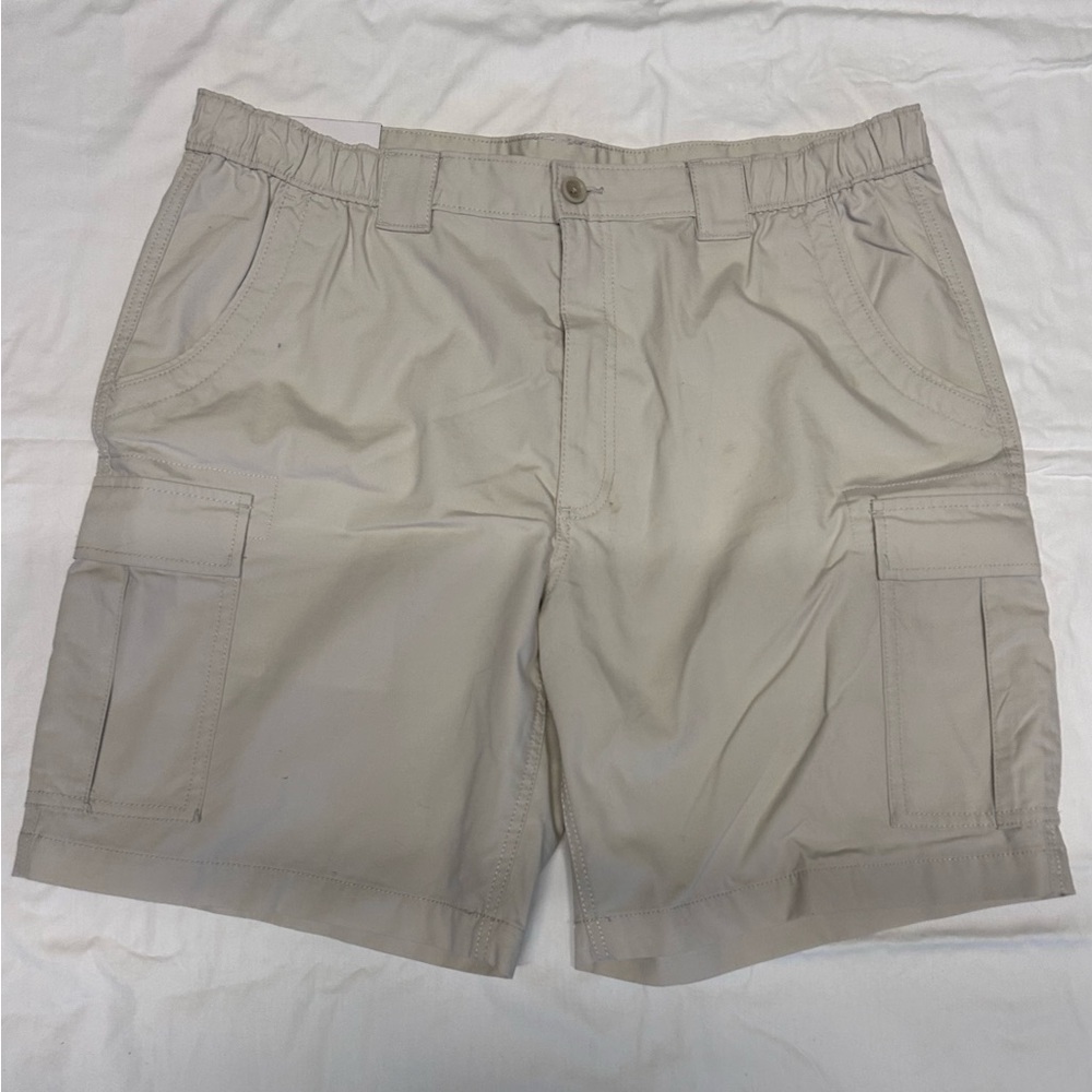 Men’s Savane khaki shorts